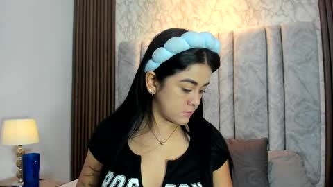 Tiff3 online show from October 7, 2025, 8:50 pm