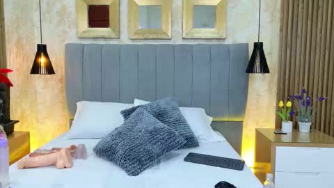 Snapshot of tifany_boobsgb chatting on November 20, 2025, 8:30 pm Dana Montoya online show from November 20, 2025, 8:30 pm