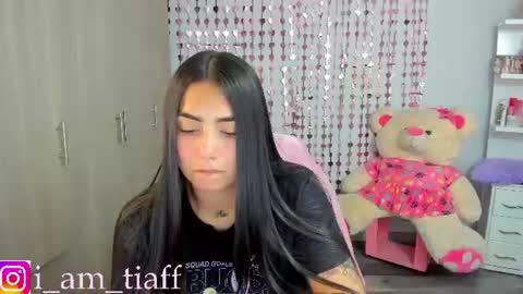 Snapshot of tifany_tay2 chatting on July 1, 2026, 2:57 am hey am julietha online show from July 1, 2026, 2:57 am