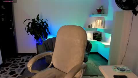    online show from July 25, 2026, 4:32 am