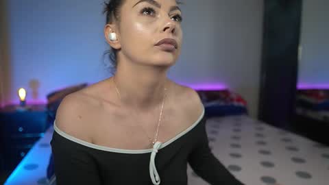 Tiffany online show from January 7, 2026, 9:17 pm