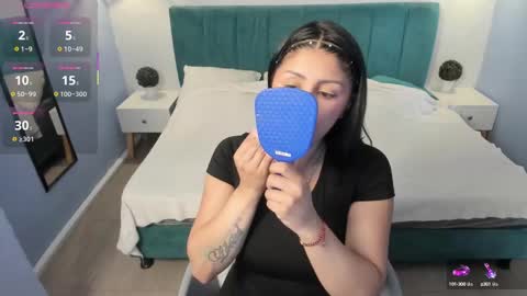 Snapshot of tiffani__love chatting on March 1, 2025, 1:29 pm Tiffany online show from March 1, 2025, 1:29 pm