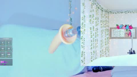 Snapshot of tiffanny_love__ chatting on October 30, 2025, 9:11 am Tiffanny online show from October 30, 2025, 9:11 am