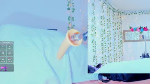 Snapshot of tiffanny_love__ chatting on November 8, 2025, 9:09 am Tiffanny online show from November 8, 2025, 9:09 am