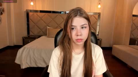 Tiffanny Sins online show from December 21, 2025, 3:02 am