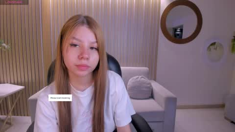 Tiffanny Sins online show from May 10, 2026, 4:28 am
