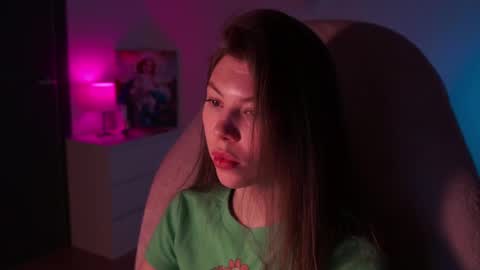 Snapshot of tiffantasy chatting on February 14, 2026, 4:20 am Im here on Fridays Saturdays Sundays online show from February 14, 2026, 4:20 am