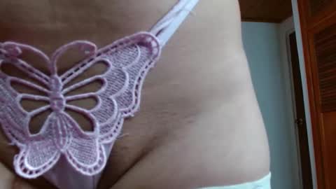 Snapshot of tiffany_beauty18 chatting on September 30, 2025, 5:40 pm Tifanny online show from September 30, 2025, 5:40 pm