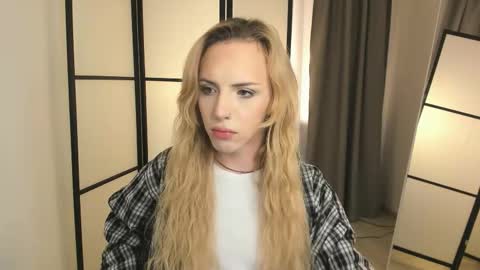 Tiffany online show from March 14, 2026, 8:25 pm