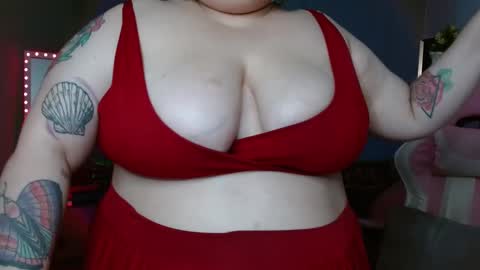 dont forget ask for custom vids  online show from December 8, 2024, 12:08 pm