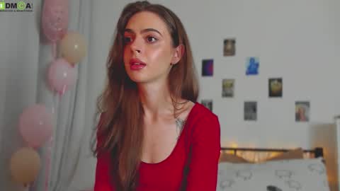 Snapshot of tiffany_loong chatting on March 8, 2026, 11:52 pm tiffany online show from March 8, 2026, 11:52 pm