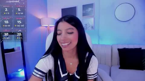 tiffany_low online show from November 3, 2025, 3:24 pm