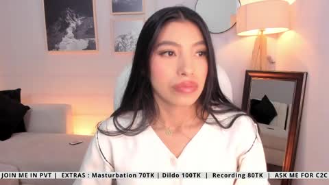 tiffany_low online show from May 4, 2026, 2:24 pm