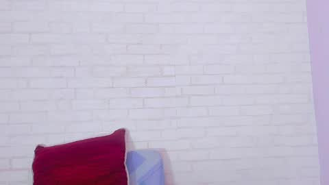 Snapshot of tiffany_mendez chatting on February 23, 2025, 12:27 pm tiffany_mendez online show from February 23, 2025, 12:27 pm