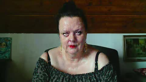 Snapshot of tiffanymature chatting on February 6, 2026, 8:40 am TiffanyMature online show from February 6, 2026, 8:40 am