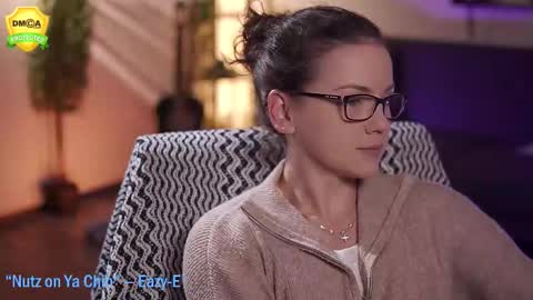 tiffanyriox online show from October 15, 2025, 11:38 pm