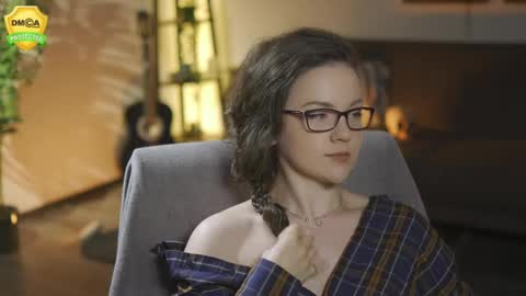 tiffanyriox online show from May 9, 2026, 12:49 am
