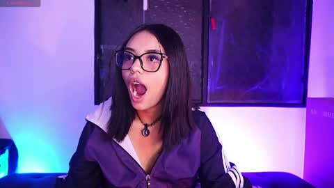 Snapshot of tiffanysander chatting on May 28, 2026, 2:09 am My name is Tiffany welcome online show from May 28, 2026, 2:09 am