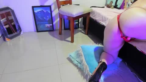 tiffanystormsls online show from February 5, 2026, 10:58 pm