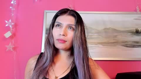 Stefany Suarez online show from December 28, 2024, 12:03 pm