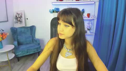 Snapshot of tiffanyyoun chatting on November 2, 2025, 11:23 am tiffanyyoun online show from November 2, 2025, 11:23 am