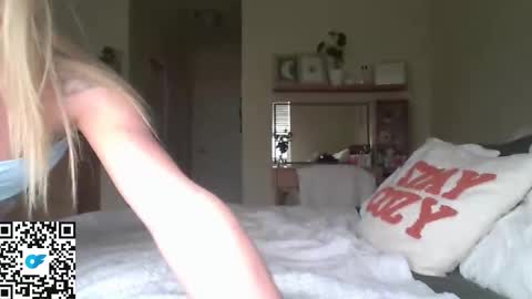 tiff online show from October 10, 2025, 9:03 pm