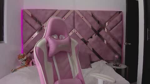 Ana online show from March 22, 2026, 5:49 pm