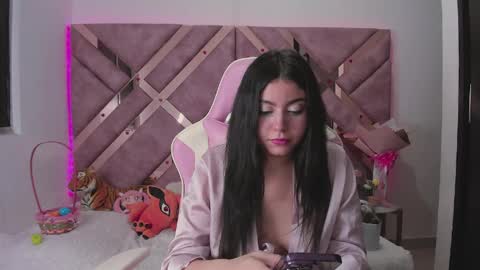 Ana online show from April 3, 2026, 9:13 pm