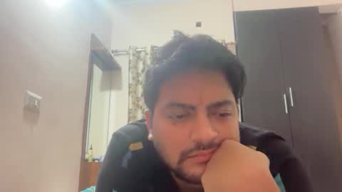 tigertinku online show from November 9, 2025, 7:45 pm