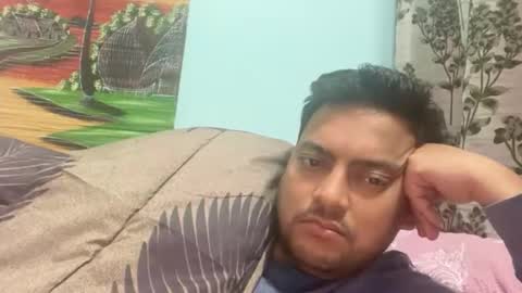 tigertinku online show from November 25, 2025, 5:35 pm