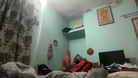 tigertinku online show from February 27, 2026, 2:28 pm