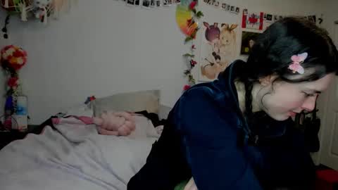 Snapshot of tiggerrosey chatting on January 2, 2025, 3:48 am All my Links online show from January 2, 2025, 3:48 am