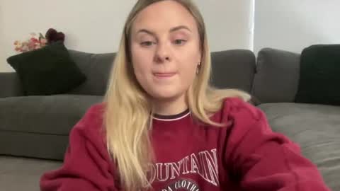 Lexi online show from June 19, 2026, 4:06 am