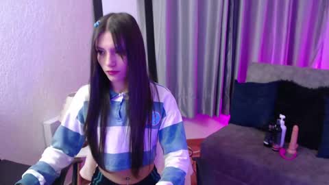 Snapshot of tiinajonus_ chatting on May 9, 2026, 4:28 am tiinajonus_ online show from May 9, 2026, 4:28 am