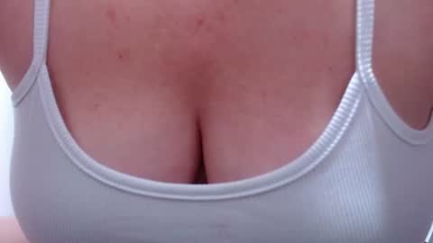 Snapshot of tila_nastyy chatting on June 23, 2026, 1:47 am Tila online show from June 23, 2026, 1:47 am