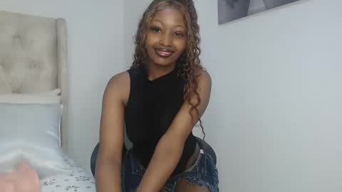 Tilly online show from May 6, 2026, 11:48 am