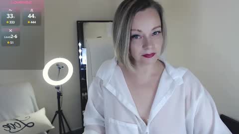 Tilly online show from February 20, 2025, 4:46 pm