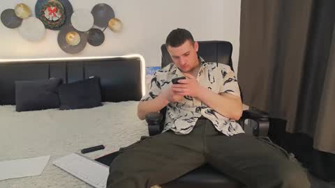 ask me online show from January 6, 2025, 7:42 am