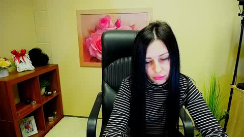 Luisa online show from December 24, 2024, 12:00 pm