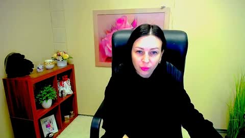 Luisa online show from January 2, 2025, 9:00 am