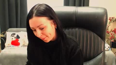 Luisa online show from February 25, 2026, 8:02 am