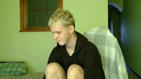 Snapshot of timkinky chatting on October 26, 2025, 6:41 am Tim WhiteS online show from October 26, 2025, 6:41 am