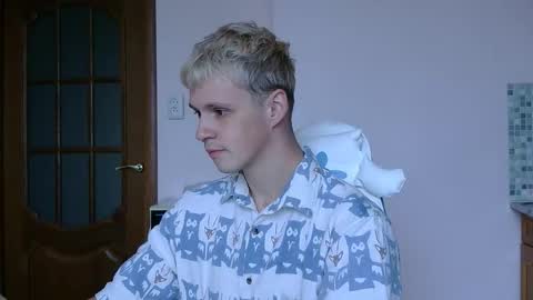 Snapshot of timkinky chatting on October 28, 2025, 9:24 am Tim WhiteS online show from October 28, 2025, 9:24 am