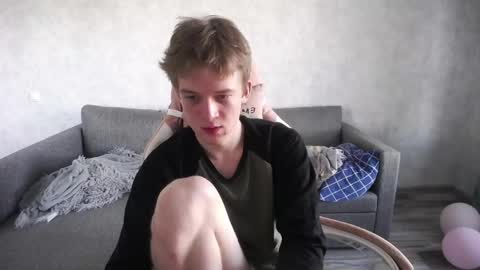 Snapshot of timmy7topcut chatting on April 14, 2026, 4:40 am Timmy online show from April 14, 2026, 4:40 am