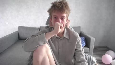 Snapshot of timmy7topcut chatting on April 16, 2026, 5:30 am Timmy online show from April 16, 2026, 5:30 am