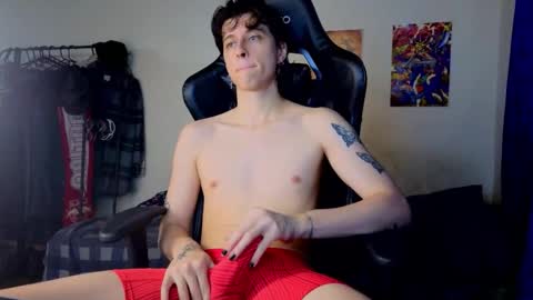 Snapshot of timmyhotmilk chatting on November 2, 2025, 10:34 pm timmy  independent model  help me reach 50 thumbs up pls online show from November 2, 2025, 10:34 pm