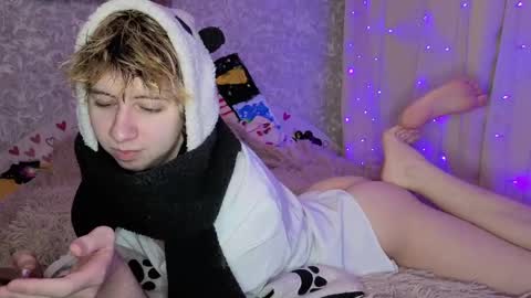 Snapshot of timothy_fox chatting on May 15, 2026, 1:01 am Timothy Fox online show from May 15, 2026, 1:01 am