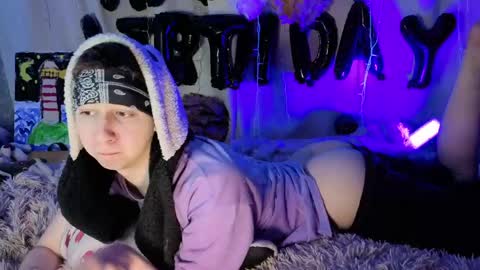 Snapshot of timothy_fox chatting on May 27, 2026, 9:12 pm Timothy Fox online show from May 27, 2026, 9:12 pm