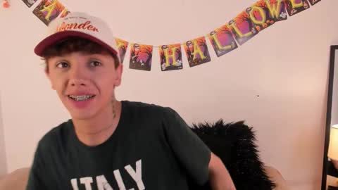 Timothy 21 years old online show from October 27, 2025, 8:46 pm
