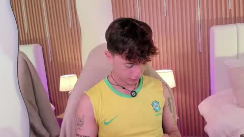 Snapshot of timothy_ross chatting on March 5, 2026, 8:27 pm Timothy 21 years old online show from March 5, 2026, 8:27 pm